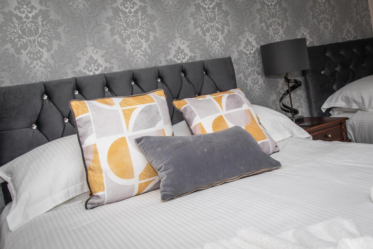 Beaumont Guest House- Free Private Parking & Off-Site Health Centre Access - Adults Only Windermere Exterior foto
